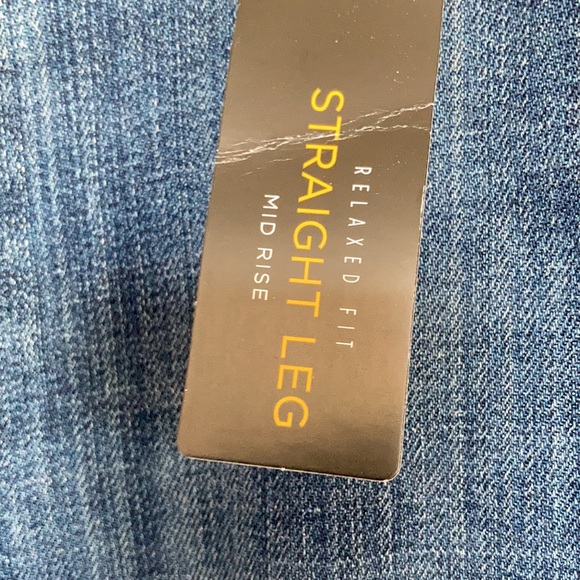 Lee relaxed fit mid rise straight leg jean 14 short - Picture 5 of 16